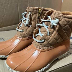 Sperry duck boots